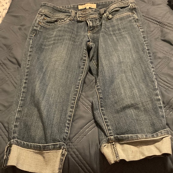 Capri pants - Picture 1 of 3